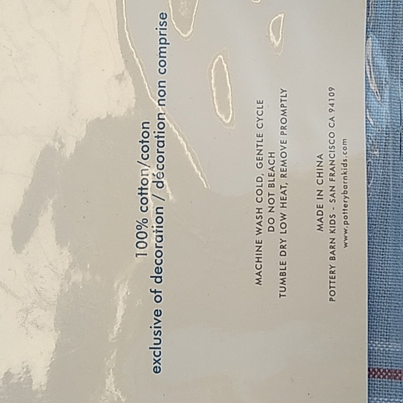 Pottery Barn Kids Rolling Wicker Liner in Strawberry in Large - Picture 2 of 6